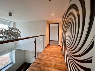 Rodemack : dans environnement exceptionnel, corps de ferme rénové d'environ 215 m2. Dans un environnement absolument exceptionnel dans la commune de Faulbach (Rodemack), magnifique corps de ferme rénové offrant environ 215 m2 d'authenticité et de confort moderne, implanté sur une vaste terrain de 46,51 ares.
Ce bien de caractère se compose de : 
* 4 chambres dont une suite parentale atypique au second niveau avec coin douche et wc;
* une très belle salle de bain au 1er niveau qui complète l'étage des 3 chambres;
* une grande cuisine conviviale avec four à pain et  salle à manger attenante;
* salon et séjour avec poêle à granulés et haut plafond
* buanderie et chaufferie.
Comfort des équipements, à savoir : pompe à chaleur, panneaux solaires photovoltaïques, chauffe-eau thermodynamique, double vitrage et volets motorisés.
      Un véritable paradis pour les amoureux d'espace et de nature : grange de 300 m2, bergerie, box pour chevaux, poulaillers pour les oeufs frais du matin.
Grand terrain offrant multiples possibilités. 
Opportunité unique à Rodemack.

Les informations sur les risques auxquels ce bien est exposé sont disponibles sur le site Géorisques : www.georisques.gouv.fr » 
Contacts :
- K. Moriceau : 06 75 66 99 25
- K. Karas : 06 08 31 19 87