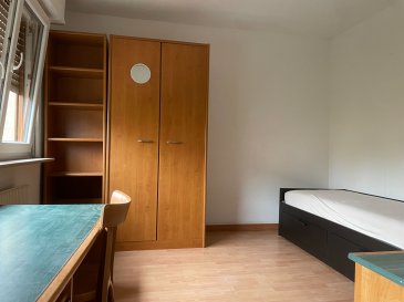 Appartement Sarreguemines 1 pièce(s). Au 1er étage d\'une résidence, venez découvrir cet appartement  de type studio comprenant une pièce de vie, une cuisine entièrement équipée, une salle d\'eau et un dégagement avec placard. <br/>Idéalement placé, proche fac et ifsi.<br/><br/>Les informations sur les risques auxquels ce bien est exposé sont disponibles sur le site Géorisques : www.georisques.gouv.fr<br/><br/>Contact pour les plus rapides chez Nord Sud Immobilier à Sarreguemines, Rohrbach les bitche, Diemeringen et Bitche au 0372640102