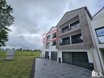 L'Immobilière de l'Attert vous propose en location ce bel appartement situé au 2ème étage de la Résidence 