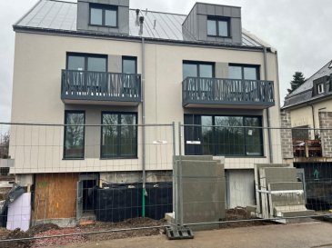 Manso Immo vous propose une opportunité rare : une maison vendue en l'état actuel, dont le sous-sol est entièrement achevé, prête à être finalisée selon vos goûts et vos besoins.

Idéal pour un acquéreur souhaitant maîtriser les finitions, les matériaux et l'agencement, ce projet vous permet de construire la maison qui vous ressemble, sans repartir de zéro : les fondations et le sous-sol sont déjà réalisés.

Le bien comprend actuellement :

Un terrain situé à Esch-sur-Alzette, rue Pierre Goedert de 2,17 ares

Un sous-sol terminé (fondations, dalle, cave / garage)

Permis de construire en cours de validité.

Atouts de l'emplacement :

À Esch-sur-Alzette, deuxième ville du pays, à proximité des commerces, écoles, transports en commun, de la Cité des Sciences de Belval et de la frontière française.

Vendue en l'état, au prix de 650 000 €.
Une base solide pour réaliser votre projet immobilier sur mesure, dans un secteur recherché et en plein essor.

Pour plus d'informations , photos, plans ou convenir d'un rendez-vous, vous pouvez nous contacter au : +352 24 51 33 79 ou par email à info@mansoimmo.lu