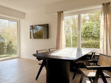 APPARTEMENT A VENDRE A KIRCHBERG !!!

Magnifiquement rénové de +/-80 m² avec un emplacement privilégié sur Kirchberg, Rue des Maraîchers. 
En plaçant le centre ville en quelques minutes tout en offrant un environnement résidentiel calme et sécurisé.  

L'appartement dispose de deux chambres bien proportionnées, une terrasse lumineuse orientée au sud avec une excellente exposition au soleil et d'un accès à un jardin parfait pour propriétaires d'animaux de compagnie ou enfants pour jouer. 

Un garage privé ajoute une commodité précieuse dans cet endroit haut de gamme.  
La propriété est entièrement meublée, y compris une toute nouvelle cuisine moderne, des meubles BOCONCEPT élégants et une télévision SAMSUNG de 55 pouces.  
L'emplacement distingue vraiment cette propriété. Une école et une aire de jeux sont à seulement 50 m, ce qui la rend idéale pour les familles, tandis que les commodités de tous les jours sont facilement accessibles, y compris les supermarchés aux Infinity Towers et Auchan à une courte distance en vélo. Prévu en 2027, un nouvel arrêt de tram prévu à environ 300 m de la résidence améliorera encore la connectivité et la valeur à long terme.

Pour tout renseignement complémentaire ou information veuillez nous contacter par email info@immonordstrooss.lu ou par Tél: 691 850 805.

Proposition de crédit/financement à taux compétitif auprès des banques Luxembourgeoise incluse dans nos services gratuits.