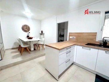 AFIL IMMO a le plaisir de vous proposer un bel appartement de +/- 80 m² situé à Esch-sur-Alzette, au rez-de-chaussée avec une terrasse et un jardin.

Cet appartement se compose comme suit:

- Hall d'entrée
- cuisine ouverte sur salle à manger
- salon
- deux chambres à coucher
- un bureau
- une salle de bain
- une cave privative
- buanderie commune
- un balcon
- une terrasse
- un jardin

N'attendez plus pour visiter ce bien !

AFIL IMMO s'engage dans toutes vos démarches immobilières (estimation, vente, location de biens, recherche de financements).
Vous satisfaire est notre priorité !

Les prix s'entendent frais d'agence de 3 % + TVA 17 % inclus.