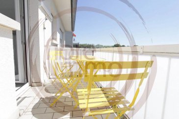 IDEAL POUR INVESTISSEURS !!!

Nous avons le plaisir de vous proposer à la vente, un très bel appartement totalement meublé et équipé, traversant et très lumineux d'une surface moyenne de 85 m2.

Situé dans une rue calme de Howald, dans la commune de Hesperange, il se compose comme suit :

- Large entrée, avec rangements intégrés ;
- Double living ;
- Cuisine séparée donnant sur le balcon exposé Sud -Est ;
- 2 chambres ;
- 1 Salle de douche ;
- 1 Toilette séparée;
- 1 Cave ;
- Garage fermé (en option);
- Petit jardin;
- Grenier.

Détails :
- Double vitrage ;
- Porte blindée ;
- Ascenseur.

Le bien est actuellement loué.

Situation proche du Bonnevoie et à quelques minutes de la Gare Centrale.

Pour plus de renseignements, veuillez contacter l'agence.<br />IDEAL FOR INVESTORS  !!!

We are pleased to offer you for sale, a beautiful apartment totally furnished and equipped, crossing and very bright with an average surface of 85 m2.

Located in a quiet street of Howald, in the Common of Hesperange, it is composed as follows:

- Large entrance, with built-in wardrobe;
- Double living room;
- Separate kitchen with the balcony facing South-East;
- 2 bedrooms;
- 1 Shower room;
- 1 Separate toilet;
- 1 Cellar;
- Closed garage (optional);
- Small garden;
- Attic.

Details:
- Double glazing;
- Armoured door;
- Elevator.

The property is currently rented.

Location near the Bonnevoie and a few minutes from the Central Station.

For more information, please contact the agency.