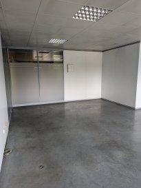 Super Lage plus grosser Parking für 60 autos mit klimaanlage und heizung. 

Die bereitgestellte Beschreibung ist nicht im Zusammenhang mit Immobilien. Bitte geben Sie eine Beschreibung an, die mit einer Immobilienimmobilie zu tun hat!