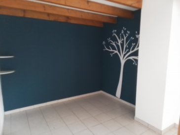 APPARTEMENT f3 .  Dans petit immeuble de 5 logements, un appartement composé d'une cuisine, une salle de douche, wc, un séjour et 2 chambres.
 chauffage collectif au fuel.
 500 EUR + 150 EUR de charges (chauffage, entretien des communs, entretien de la chaudière).
 AGENCE VENNER 0387636009  