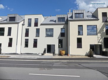 HOMESEEK Limpertsberg (contact direct +352 691 262 005) vous propose un très bel appartement traversant de 2 chambres, NEUF, 1ère mise en location, spacieux +/-85m2 et très lumineux, situé au 1er étage d\'une petite copropriété.<br><br>Il se compose comme suit :<br>- entrée,<br>- grande pièce à vivre lumineuse avec salon/salle à manger et cuisine ouverte équipée, accès à une grande (+/-22m2) terrasse (exposition est) avec vue sur les jardins, <br>- 2 belles chambres lumineuses (+/-14m2),<br>- salle-de-bain (WC, baignoire, lavabo, meuble de rangement),<br>- salle de douche (WC, lavabo et douche à l\'italienne).<br><br>Une cave privée, un emplacement dans la buanderie commune et 2 emplacements de parking intérieurs complètent l\'ensemble. <br><br>Colocation acceptée pour ceux et celles qui souhaitent vivre dans un très bel appartement !<br> <br>Idéalement situé entre Mersch, Junglinster et Luxembourg-ville, à proximité du réseau de bus, de la gare ferroviaire de Lorentzweiler, de l\'autoroute A7 et à 15 minutes du Kirchberg. <br><br>Pour les amoureux de la nature ou les adeptes du sport, Bofferdange se trouve dans une large vallée boisée (nombreux chemins de promenades), tout proche de la piste cyclable PC15 le long de la rivière de l\'Alzette et du très beau centre Pidal (piscine, wellness, fitness, sauna, bassin eau de mer, etc?).<br><br>Caractéristiques techniques :<br>Chauffage au sol, triple-vitrage, VMC double-flux, CPE : AAA, stores électriques, vidéophone, ascenseur. <br> <br>Conditions :<br>- loyer mensuel : 1900€<br>- estimations des avances sur charges mensuelles : 250€<br>- caution : 2 mois de loyer<br>- bail d\'un an automatiquement renouvelable<br>- disponibilité : immédiate<br>- frais d\'agence : 1 mois + TVA (17%)<br><br>Pour de plus amples informations ou l\'organisation de visites, veuillez contacter Patricia Bertino au 691 262 005 ou 621 366 194.<br>Référence agence : 4922500-HL-PB<br><br><br /><br />HOMESEEK Limpertsberg (direct contact +352 691 262 005) is delighted to offer you this beautiful double exposure 2-bedroom apartment, brand NEW, first rental, spacious +/-85sqm and very bright on the 1st floor of a small condominium.<br><br>It\'s laid out as follows:<br>- entrance hall,<br>- spacious bright living room with equipped open kitchen, access to a large terrace (+/-22sqm) viewing gardens (East exposure), <br>- 2 luminous bedrooms,<br>- bathroom (bathtub, hand-basin, storage and toilet),<br>- shower room (toilet, hand basin and Italian style shower).<br><br>A private cellar, common laundry room and 2 inner parking spaces are included in the rental.<br><br>Flatshare accepted for those who would like to live in a beautiful apartment and environment!<br> <br>Ideally located between Mersch, Junglinster and Luxembourg-city, close to the bus network and the railway station of Lorentzweiler, to the A7 highway and only 15 minutes away from Kirchberg. <br><br>For nature lovers or sports enthusiasts, Bofferdange is located in a large wooded valley (many walking paths), very close to both the PC15 cycle track along the Alzette river and the great Pidal centre (swimming pool, wellness, fitness, sauna, sea water basin, etc.).<br><br>Technical caracteristics:<br>Floor heating, triple-glased windows, Controled Mechanical Ventilation, Energy pass : AAA, electric blinds, video intercom, elevator. <br> <br>Conditions:<br>- monthly rent: 1900€<br>- estimated monthly utilities: 250€<br>- deposit: 2-month rent<br>- 1-year lease automatically renewable<br>- immediately available <br>- agency fee: 1-month rent + VAT (17%).<br><br>For more information or viewing, please call Patricia Bertino at 691 262 005 or 621 366 194.<br>Agency reference: 4922500-HL-PB