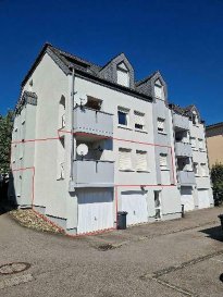 ++++ Appartement / Duplex Style ++++

Situé au 1er étage (Ascenseur dans l'immeuble)
à SCHUTTRANGE!!!

Transport public
Arrêt de bus à +-30m -- Gare ferrovière à +- 2 km

- premier niveau: 
hall d'entrée avec vestiaire, cuisine, salon/salle à manger, balcon

- deuxième niveau: 
couloir, salle de bains, 2 chambres à coucher

- cave privée 
- buanderie commune 
- garage pour une voiture

Info:
-Nouvelle fenêtres
-Nouvelle Façade
-Nouvelle chaudière à Gaz

Pour tout renseignement complémentaire ou information veuillez nous contacter par email info@immonordstrooss.lu ou par Tél: 691 850 805.

Proposition de crédit/financement à taux compétitif auprès des banques Luxembourgeoise incluse dans nos services gratuits.