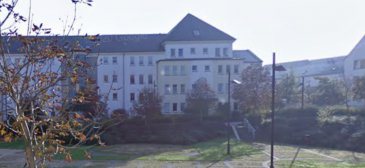 bel appartement rénove avec nouvelle cuisine équipe 
2 chambres a coucher 
possibilité d acquerir un garage selon disponibilité 
bail emphytéotique encore de 78 années 
libre a partir de novembre 2020