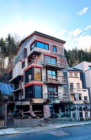 L'appartement est en cours de construction et sera disponible en OCTOBRE 2026.  
Situé au rez-de-chaussée de la résidence 