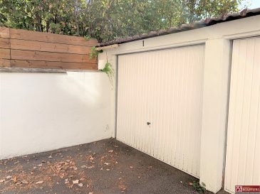GARAGE - NANCY.  Garage au centre ville de NANCY, situé Avenue du Général Leclerc, d'une surface de 11.50m2. La capacité de ce garage permet d'acceuillir des véhicules de petites ou moyennes tailles (type Clio, C3, 208...). Loyer : 60.00 EUR ; Dépot de garantie : 60.00 EUR ; Honoraires :150.00 EUR. Si vous avez besoin d'aide dans votre recherche, votre agence AGENCE DE BOUFFLERS se fera un plaisir de vous aider. www.agencedeboufflers.fr / agencedeboufflers@orange.fr