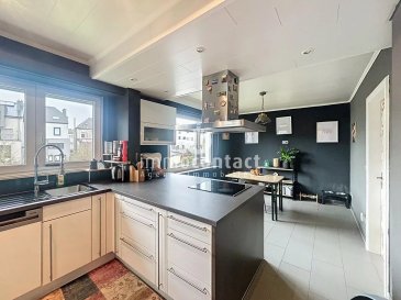 L'agence Immobilière Immo-Contact vous propose à la vente un bel appartement lumineux de deux chambres, situé à Bettembourg, dans un quartier calme et recherché, à proximité des transports en commun, des écoles, des maisons relais, des piscines et des infrastructures sportives.

Situé au deuxième étage d’un immeuble de trois appartements, offrant une surface habitable d’environ 102 m². Rénové en 2023 

L’appartement se compose comme suite 
- Hall d’entrée 
- Cuisine équipée ouverte sur la salle à manger
- Un espace de vie agréable comprenant un salon et une salle à manger avec accès sur un balcon
- Deux chambres dont une avec accès à la véranda
- Salle de douche 
- Toilette séparé.

À l’extérieur, le bien dispose d’un jardin privatif d’environ 60m2 avec terrasse et barbecue, offrant un cadre idéal pour profiter des beaux jours. Une maisonnette de jardin complète l’ensemble.

Un garage intérieur de 22 m², un emplacement de parking extérieur, une cave privative d’environ 9 m² ainsi qu’une buanderie commune complètent ce bien.

L’appartement est équipé de double vitrage, d’un chauffage au fioul, de la fibre optique et bénéficie d’un environnement calme et sécurisé. La mise en place prochaine d’un groupe de vigilance de quartier est prévue. 

Disponibilité à convenir

Visites possibles en semaine et le samedi.

Pour toutes informations contactez-moi au +352 26 311 992.

Estimation de votre bien (sous 48h), contactez-nous au +352 26 311 992 ou sur info@immocontact.lu.

 ---------- 
The real estate agency Immo-Contact offers for sale a bright and attractive two-bedroom apartment located in Bettembourg, in a quiet and sought-after area, close to public transport, schools, childcare facilities, swimming pools and sports infrastructures.

Situated on the second floor of a building comprising three apartments, the property offers approximately 102 sqm of living space and was renovated in 2023.

The apartment is laid out as follows:
an entrance hall, a fully equipped kitchen open to the dining area, a pleasant living space comprising a living room and dining room with access to a balcony, two bedrooms including one with access to the veranda, a shower room, and a separate toilet.

Outside, the property benefits from a private garden of approximately 60 sqm with terrace and barbecue, offering an ideal setting to enjoy sunny days. A garden shed completes the outdoor space.

An indoor garage of 22 sqm, one outdoor parking space, a private cellar of approximately 9 sqm, as well as a shared laundry room complete this property.

The apartment is equipped with double glazing, oil-fired heating and fiber optic internet, and enjoys a calm and secure environment. A neighborhood watch group is planned to be implemented shortly.

Availability to be agreed.

Viewings possible during the week and on Saturdays.

For further information, please contact me on +352 26 311 992.

Free property valuation within 48 hours. Contact us on +352 26 31 19 92 or by email at info@immocontact.lu.