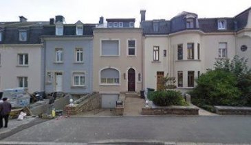 Nous avons le plaisir de vous proposer à la location un garage fermé au 85 Route d\'Arlon à Luxembourg.<br>Le garage est doté d\'une porte électrique, un point d\'eau et une prise électrique.<br><br>Disponible immédiatement..<br><br>Pour plus d\'informations, veuillez contacter l\'agence<br /><br />We are pleased to offer you for rent a closed garage at 85 Route d\'Arlon in Luxembourg.<br>The garage has an electric door, a water point and an electrical outlet.<br><br>Available immediately<br><br>For more information, please contact the agency