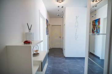 Situé au dernier étage d’une résidence récente construite en 2017, cet appartement de 78 m² offre un cadre de vie lumineux et agréable.
Il se compose d’un séjour avec cuisine équipée ouverte, de 2 chambres, d’une salle de douche, ainsi que d’un WC séparé.

Une belle terrasse vient compléter l’espace de vie, idéale pour profiter des beaux jours.

L’appartement dispose également d’une cave privative, d’un emplacement intérieur et d’une buanderie commune.

Caractéristiques principales :
	•	Surface habitable : 78 m²
	•	2 chambres
	•	Cuisine équipée ouverte sur séjour
	•	Salle de douche
	•	WC séparé
	•	Terrasse
	•	Cave privative
	•	Emplacement intérieur
	•	Buanderie commune
	•	Résidence construite en 2017 avec ascenseur
	•	Troisième étage

Cet appartement moderne et bien entretenu offre tout le confort nécessaire dans un environnement calme et recherché de Differdange, à proximité des commodités et des transports.
Nous restons à votre disposition pour tout renseignement complémentaire ou visite des lieux au 28 66 39 1.

Les prix s'entendent frais d'agence + TVA inclus.

 ---------- 
Located on the top floor of a recent residence built in 2017, this 78 m² apartment offers a bright and pleasant living environment.
It comprises a living room with open-plan fitted kitchen, 2 bedrooms, a shower room and a separate toilet.

A lovely terrace completes the living space, ideal for enjoying fine weather.

The apartment also features a private cellar, an indoor parking space and a shared laundry room.

Main features
	- Living area: 78 m²
	- 2 bedrooms
	- Fitted kitchen opening onto living room
	- Shower room
	- Separate toilet
	- Terrace
	- Private cellar
	- Interior pitch
	- Shared laundry room
	- Residence built in 2017 with elevator
	- Third floor

This modern, well-maintained apartment offers all the comforts you need in a quiet, sought-after location in Differdange, close to amenities and transport.
For further information or to visit the property, please call 28 66 39 1.

Prices include agency fees + VAT.