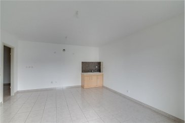 Bel appartement avec balcon et garage à Cattenom
RE/MAX spécialiste de l'immobilier à Cattenom vous propose ce magnifique appartement 3 pièces dans une résidence entretenue de 2009.

Ce bien situé au rez-de-chaussée d'un immeuble de 2 étages est composé de :

- une entrée
- un séjour avec un coin kitchenette aménageable à votre goût
- deux chambres lumineuses 
- une salle de bain avec une baignoire
- un WC séparé 
- un balcon de 8,53m² 
- un garage extérieur

L'ensemble de l'appartement est équipé de volets électriques et d'un chauffage au sol (sèche serviette dans la salle de bain). Disponible de suite, n'hésitez pas à nous contacter pour convenir d'une visite.
