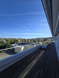 Immo Nordstrooss présente le Penthouse d'exception à MERSCH !!!
 ? un cadre de vie raffiné et unique situé dans la prestigieuse à quelques minutes à pied de la station de train.

Penthouse au 5ième et dernière étage.

Ce penthouse d'exception séduit par sa luminosité, ses volumes généreux et son agencement pensé pour le confort au quotidien :

Hall d'entrée avec des armoires encastré ouvrant sur un séjour spacieux baigné de lumière donnant vers belle terrasse sans vis à vis,
Cuisine individuelle et fonctionnelle donnant aussi vers terrasse de +/- 32.19,
Trois belle chambres à coucher une donnant vers balcon de +/- 11.4m2,
Salles de douche avec espace de machine à laver,
WC séparé,
Cave,
Terrasse exceptionnelle de 32,19 m² avec vue imprenable, accessible depuis le séjour grâce à de larges baies vitrées équipé des marquises différents.

Un emplacement intérieur complète ce Jolie Penthouse.

Accès rapide aux axes principaux et vers Luxembourg-ville
Proximité immédiate du centre commercial Topaze, Cactus, Lidl, Aldi...
Quelques minutes de la Gare,
Écoles, crèches et infrastructures pour enfants à proximité
Espaces verts et sentiers piétons, idéaux pour la détente, le sport et une vie familiale équilibrée.

Pour tout renseignement complémentaire ou information veuillez nous contacter par email info@immonordstrooss.lu ou par Tél: 691 850 805. 

Proposition de crédit/financement à taux compétitif auprès des banques Luxembourgeoise incluse dans nos services gratuits.