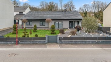 ImmoHouse vous propose cette superbe maison individuelle de 2015 classe C idéalement située dans une rue calme et paisible de Puttelange les Thionville.

Sur un terrain de 24 ares et une surface de 175m², cette magnifique maison plaind-pied se compose de:

Au rez de chaussée:
- Un spacieux hall d'entrée
- Un grand salon salle à manger avec cheminée avec cuisine ouverte et accès terrasse et jardin avec vue imprenable sur la verdure
- Une superbe véranda
- Une cuisine équipée ouverte sur la pièce de vie
- 4 chambres à coucher
- Une salle de douche avec wc
- Un wc séparé

A cela s'ajoutent: un garage pour 2 voitures avec plusieurs emplacements extérieurs, une buanderie, une cave, un jardin, une terrasse.

Magnifique maison coup de coeur en pleine nature à découvrir....

Infos et visites sur rdv