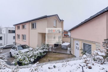 Luxembourg Eich, montée Pilate. Maison unifamilale jumelée 4 chambres à coucher, 2 emplacements extérieurs 154 m2 net habitable, 183 m2 brut.

Belle maison unifamiliale jumelée lumineuse, atypique de par sa disposition en longueur, rénovée, organisée comme suit :

Rez de chaussée : Hall d'entrée, WC séparé, cuisine récente équipée avec accès à la terrasse, grand living-salle à manger lumineux, studio séparé à l'arrière de l'immeuble accessible par la terrasse et la ruelle longeant la maison.

Entre-sol : chambre é coucher, salle de douche avec WC, buanderie, chaufferie, cave.

Premier étage : salle de bains avec douche et WC. 2Chambre à coucher, salle de repassage.

Studio : salle de douche avec WC, chambre

Cette petite maison offre tout le confort dans une situation dyllique en bordure de forêt dans une zone 30 km/h calme en sens unique. Une aire de jeux est à quelques pas de la maison. La gare ferroviaire de Dommeldange est à 500 m et donne accès au Kirchberg et au centre ville par le funiculaire de Pfaffenthal. La gare d'autobus est à 500 m pour les lignes 23 et 26. Les écoles fondamentales de Eich et de Dommeldange sont facilement joignables à pied ou en voiture.

Cat. énergétique : en cours.

Pour toutes informations :  Tel :  352 277 50 40
Vente par AEXUS REAL ESTATE. Découvrez tous nos biens sur www.aexus.lu
Aexus real estate est membre de la Chambre Immobilière du Grand-Duché de Luxembourg (seul organisme accrédité par l'état pour la certification des agents immobiliers) et travaillons dans le respect de leur code de déontologie, gage de qualité des services et de sériosité.
Si vous souhaitez vendre ou louer votre bien, profitez-vous aussi de notre expérience et connaissance du marché à Luxembourg. Estimation rapide, gratuite et réaliste.

Luxemburg Eich, montée Pilate. Einfamilien-Doppelhaushälfte mit 4 Schlafzimmern, 2 Außenstellplätzen 154 m2 Netto-Wohnfläche, 183 m2 Brutto-Wohnfläche.

Schönes Einfamilien-Doppelhaus, hell, untypisch wegen seiner langgestreckten Form, renoviert, wie folgt aufgeteilt:

Erdgeschoss: Eingangshalle, separates WC, neu eingerichtete Küche mit Zugang zur Terrasse, großes helles Wohn-Esszimmer, separates Studio auf der Rückseite des Gebäudes, das über die Terrasse und die am Haus entlang führende Gasse zugänglich ist.

Erdgeschoss: Schlafzimmer, Duschraum mit WC, Waschküche, Heizungsraum, Keller.

Obergeschoss: Badezimmer mit Dusche und WC. 2Schlafzimmer, Bügelzimmer.

Studio: Duschbad mit WC, Schlafzimmer

Dieses kleine Haus bietet allen Komfort in dyllischer Lage am Waldrand in einer ruhigen 30er Zone. Ein Spielplatz ist nur wenige Schritte vom Haus entfernt. Der Bahnhof von Dommeldange ist 500 m entfernt und ermöglicht den Zugang zum Kirchberg und zum Stadtzentrum mit der Standseilbahn Pfaffenthal. Die Bushaltestelle für die Buslinien 23 und 26 ist 500 m entfernt. Die Grundschulen in Eich und Dommeldingen sind zu Fuß oder mit dem Auto gut zu erreichen.

Energie Kategorie : in bearbeitung

Für weitere Informationen: Tel:  352 277 50 401
Verkauf durch AEXUS REAL ESTATE. Entdecken Sie alle unsere Immobilien auf www.aexus.lu
Aexus Real Estate ist Mitglied der Chambre Immobilière du Grand-Duché de Luxembourg (die einzige vom Staat akkreditierte Stelle für die Zertifizierung von Immobilienmaklern) und arbeitet nach deren Ethikkodex, eine Garantie für die Qualität der Dienstleistung und Seriosität.
Wenn Sie Ihre Immobilie verkaufen oder vermieten möchten, profitieren Sie von unserer Erfahrung und unserer Kenntnis des luxemburgischen Marktes. Schnelle, freie und realistische Einschätzung.





Luxembourg Eich, montée Pilate. Single-family semi-detached house with 4 bedrooms, 2 outdoor parking spaces 154 m2 net living space, 183 m2 gross.

Beautiful single-family semi-detached house, bright, atypical because of its lengthy layout, renovated, organised as follows :

Ground floor: Entrance hall, separate WC, recently fitted kitchen with access to the terrace, large bright living-dining room, separate studio at the back of the building accessible via the terrace and the alley running alongside the house.

Ground floor: bedroom, shower room with WC, laundry room, boiler room, cellar.

First floor: bathroom with shower and WC. 2Bedroom, ironing room.

Studio: shower room with WC, bedroom

This small house offers all the comfort in a dyllique situation on the edge of the forest in a quiet 30 km/h one way zone. A playground is just a few steps away from the house. The Dommeldange railway station is 500 m away and provides access to Kirchberg and the town centre by the Pfaffenthal funicular. The bus station is 500 m away for bus lines 23 and 26. The basic schools in Eich and Dommeldange are easily reachable on foot or by car.

Energy cat.: in progress.

For further information: Tel:  352 277 50 401
Sale by AEXUS REAL ESTATE. Discover all our properties on www.aexus.lu
Aexus real estate is a member of the Chambre Immobilière du Grand-Duché de Luxembourg (the only body accredited by the state for the certification of estate agents) and works in accordance with their code of ethics, a guarantee of quality of service and seriousness.
If you wish to sell or rent your property, take advantage of our experience and knowledge of the market in Luxembourg. Fast, free and realistic estimation.
