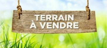 Terrain à bâtir de +/- 7,90 ares pour la construction de 2 maisons uni-familiales présentant 3 côtés libres. 

À vendre sans contrat de construction mais avec autorisation de bâtir incluse dans le prix de vente annoncé.

Les plans des 2 futures maisons sont disponibles sur demande.