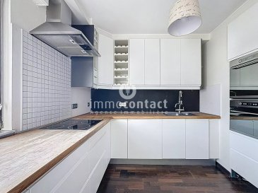L’agence Immo-Contact vous propose ce très bel appartement d’environ 88 m², idéalement situé à Berchem, dans la commune de Roeser.

Ce bien peut parfaitement répondre à différentes attentes, que ce soit pour une première acquisition ou un investissement. Il offre un cadre de vie confortable, fonctionnel et agréable au quotidien.

L’appartement est bien agencé et lumineux. Il dispose de 2 chambres à coucher, d’une cuisine équipée ouverte sur le séjour, ainsi que d’un balcon accessible depuis les chambres, permettant de profiter d’un espace extérieur au calme.

Localisation, il bénéficie d’un emplacement particulièrement pratique : à seulement 3 minutes à pied de la gare, à proximité immédiate d’un arrêt de bus, à 2 minutes des écoles et crèches, et à moins de 10 minutes de la Cloche d’Or. L’aéroport est également accessible en une quinzaine de minutes.

Situé dans une résidence bien entretenue, le bien se compose comme suit :

Description de l'appartement :

- Hall d'entrée
- Salon lumineux avec espace à manger 
- Cuisine équipée ouverte
- 2 chambres à coucher et accès balcon orientée Sud-Est
- Salle de bain avec douche, WC et fenêtre
- WC séparé

Espaces supplémentaires : Cave privée et un garage.

Disponibilité : Immédiate

À savoir :

Visites possible en semaine et le samedi.

Ne manquez pas cette opportunité unique d'acquérir un charmant appartement à Berchem.

Pour toute information ou pour organiser une visite, contactez-moi au +352 621 391 355.

Estimation de votre bien rapide et gratuite sous 48h, contactez-nous au +352 26 311 992 ou par email à info@immocontact.lu.

 ---------- 
Immo-Contact is pleased to present this beautiful flat of approximately 88 m², ideally situated in Berchem, in the municipality of Roeser.

This property is perfectly suited to a range of needs, whether as a first home or an investment. It offers a comfortable, practical and pleasant living environment for everyday life.

The flat is well laid out and bright. It features two bedrooms, a fitted kitchen opening onto the living room, and a balcony accessible from the bedrooms, allowing you to enjoy a peaceful outdoor space.

Location: it enjoys a particularly convenient location: just a 3-minute walk from the station, right next to a bus stop, 2 minutes from schools and nurseries, and less than 10 minutes from the Cloche d’Or. The airport is also accessible in around 15 minutes.

Situated in a well-maintained residential block, the property comprises the following:

Apartment description:

- Entrance hall
- Bright living room with dining area
- Open-plan fitted kitchen
- 2 bedrooms and access to a south-east facing balcony
- Bathroom with shower, toilet and window
- Separate toilet

Additional spaces: Private cellar and a garage.

Availability: Immediate

Please note:

Viewings available on weekdays and Saturdays.

Don’t miss this unique opportunity to acquire a charming flat in Berchem.

For further information or to arrange a viewing, please contact me on +352 621 391 355.

Valuation of your property