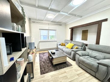 DUDELANGE-BUDERSBERG, 699.000 Euros.

Maison libre 3 côtés dans une rue tranquille sans issue face à la forêt avec double garage. Situation calme proche de toutes commodités.

Sous-sol: cave, chaufferie, seconde salle de bains et connexions P+T

Rdch: Double garage individuel. Hall d'entrée, living-salle à manger avec cuisine équipée ouverte (+-10,50m2) reste seulement plafonnage à terminer (nouvelle toiture de 2023), débarras avec connexions machine à laver, WC séparé, nouvelle salle de bains de 2024 avec douche italienne et baignoire (+-25m2)

1ier étage: Hall de nuit, 2 chambres à coucher, 1 grande pièce à aménager de +-30m2 (connexions déjà présentes).

2ième étage: grenier aménageable de +-30m2

Équipements: Dalles en béton et bois, double vitrage PVC (2023), chauffage pompe à chaleur avec radiateurs, Toiture de 2002 avec charpente, façade isolée, climatisation réversible au 1ier étage, sols: laminat / carrelage.

Objet à saisir...situation idéale avec accès forêt directe sans issue...

***HERBY IMMO = MEILLEURS PRIX DU MARCHE***

(Herby Immo vous garantit le prix d'achat le moins cher du marché)

(Communiquez-nous un bien immobilier à Herby Immo A Vendre ou A Louer et GAGNEZ Facilement de l'argent)