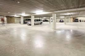 Grand emplacement intérieur (3,90m x 5m) au sous-sol, dans une résidence située 120, Rue des Romains à Strassen

Pour tous renseignements supplémentaires ou pour convenir un rendez-vous pour une visite, veuillez nous contacter par téléphone au (+352) 691 400 705 ou par mail : info@17b.lu