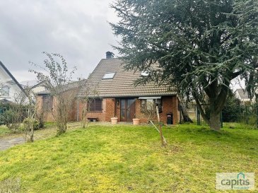 CAPITIS immobilier vous propose à la vente cette maison Individuelle A rénover  de +/- 110 m2  de surface habitable érigée sur un terrain  de 12 ares 80 située dans un quartier résidentiel de Elvange.
 
Elle se compose comme suit : 

Au RDC : hall d'entrée, cuisine équipée, salon/salle à manger avec FO et accès terrasse et jardin,  WC séparé, une chambre à coucher. 
Au 1er étage : Hall de nuit, 3 chambres à coucher et une salle de bain.
Un garage 2 voitures avec grenier et une grande remise avec  buanderie, chaufferie, douche

Possibilité de construire une maison Bi familiale.

Pour plus de renseignements, veuillez nous contacter au +352 263 709 15-25 ou sur info@capitis.lu