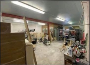 HOUSE FOR YOU vous propose un local/dépôt en location à Troisvierges. 

Un local d'environ 60m2 avec une porte d'entrée individuelle avec coin bureau et wc. 

Le local a des installations électriques, gaz et eau. 

Loyer : 800€ / mois  
Caution : 1.600€  
Frais d'agence : 800€ + 17%  
Contrat d'un an, renouvelable automatiquement.  
Le local servira comme dépôt.  
Une domiciliation de société n'est pas possible.  
Nous restons disponibles pour toute information et visite.