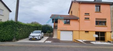 BELARDIMMO vous propose à la vente une maison douillette située dans un quartier tranquille de Villerupt (Cantebonne).
Sa petite terrasse couverte vous offre une vue privilégiée sur son jardin et pelouse; positionnée sur un terrain de 3a58ca, cette maison vous permettra d'avoir une vie calme à deux pas du Luxembourg.

Elle se compose comme suit :

Rez-de-chaussée :

1 grande cave (avec lavabo)
1 pièce (chaufferie) avec WC et douche
1 garage fermé

1er Etage :

1 salon et séjour
1 cuisine équipée semi ouverte sur salle à manger donnant sur terrasse
1 terrasse couverte donnant sur jardin
1 salle de bain 
1 WC séparé

2ème Etage

1 palier
3 chambres à coucher
1 placard

La toiture de la maison est neuve !

Pour plus d(informations veuillez vous adresser à Monsieur Paci au +352 661572502