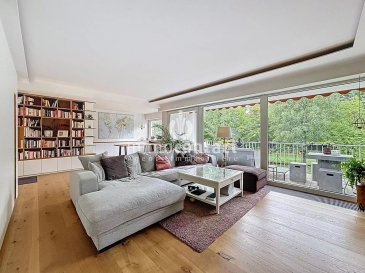 VUE DÉGAGÉE, LUMINOSITÉ ET CALME ABSOLU À CENTS
Un véritable coup de coeur !

Immo-Contact vous présente ce magnifique appartement de +/− 105 m² offrant 2 chambres, 2 salles de bain, terrasse, garage et parkings, entièrement rénové en 2013, situé dans une rue résidentielle et calme de Luxembourg-Cents.

Luxembourg-Cents : quartier résidentiel prisé, proche du centre-ville, des écoles, des transports et de toutes les commodités.

Son emplacement privilégié offre un environnement paisible et idéal pour une famille.

Dès l’entrée, vous serez séduits par les volumes, la luminosité omniprésente et la qualité des prestations.

Le bien se compose comme suit :

- Spacieux hall d’entrée avec placard encastré
- Salon baignée de lumière avec espace salle à manger et accès direct à la terrasse orientée sud-Ouest, parfaite pour profiter du soleil
- Cuisine équipée séparée, moderne et élégante
- 2 chambres dont une suite parentale avec salle de bain attenante, baignoire, WC, vasque, fenêtre et espace buanderie
- Salle de douche avec WC 

Un garage, deux emplacements extérieurs et une cave viennent compléter ce bien.

La résidence dispose d'une piscine réservée aux résidents, idéale pour des moments de détente.

- Aucun travaux à prévoir
- Rénovation récente et soignée
- Espaces bien pensés
- Mobilier encastré réalisé sur mesure
- Copropriété bien entretenue

Disponibilité à convenir

Visites possibles en semaine et le samedi.

Pour toutes informations contactez-moi au +352 621 391 355.

Estimation de votre bien (sous 48h), contactez-nous au +352 26 311 992 ou sur info@immocontact.lu.

 ---------- 
UNOBSTRUCTED VIEWS, BRIGHTNESS, AND ABSOLUTE CALM IN CENTS
A real favorite!

Immo-Contact presents this magnificent apartment of +/− 105 m² offering 2 bedrooms, 2 bathrooms, terrace, garage, and parking spaces, completely renovated in 2013, located on a quiet residential street in Luxembourg-Cents.

Luxembourg-Cents: a sought-after residential area, close to the city center, schools, transport links and all amenities.

Its prime location offers a peaceful environment, ideal for a family.

As soon as you enter, you will be charmed by the spacious rooms, the abundance of light and the high-quality fixtures and fittings.

The property is composed as follows:

- Spacious entrance hall with built-in cupboard
- Light-filled living room with dining area and direct access to the south-west facing terrace, perfect for enjoying the sun
- Separate, modern and elegant fitted kitchen
- 2 bedrooms, including a master suite with en-suite bathroom, bathtub, toilet, washbasin, window, and laundry area
- Shower room with toilet 

A garage, two outdoor parking spaces and a cellar complete this property.

The residence has a swimming pool reserved for residents, ideal for moments of relaxation.

- No work required
- Recent and careful renovation
- Well-designed spaces
- Custom-made built-in furniture
- Well-maintained condominium

Availability to be agreed upon

Viewings possible on weekdays and Saturdays.

For further information, please contact me on +352 621 391 355.

For a valuation of your property (within 48 hours), please contact us on +352 26 311 992 or at info@immocontact.lu.