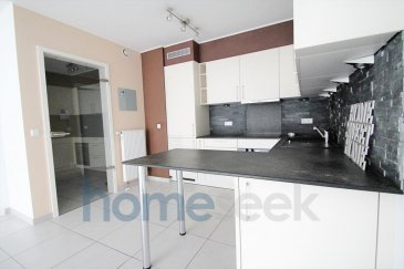 david Meireles 691 306 057 APPELER CE NUMERO MERCI<br><br>Situé dans le centre-ville d\'Esch-sur-Alzette, au 2ème étage d\'une résidence moderne, magnifique appartement de 58m2, donnant sur un espace calme et verdoyant se composant comme suit :<br><br>- une cuisine équipée, ouverte sur un séjour d\'environ 25 m2.<br>- une chambre d\'environ 14m2 avec parquet au sol.<br>- une salle de douche<br>- un toilette séparé <br><br>au sous sol de la résidence, vous pourrez également profiter d\'une buanderie commune et d\'un espace de stockage privatif.<br>en outre, ce bâtiment basse consommation énergétique, dispose d\'un service de conciergerie.<br>Inclus, une place de parking privatif au sein même de la résidence.<br><br>Pour plus d\'informations, n\'hésitez pas à nous contacter.<br><br>David Meireles 691 306 057<br><br />Ref agence :4917772 VH-DMS