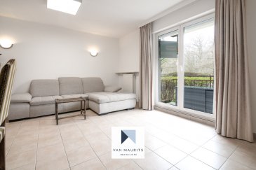 Situé à Roodt-sur-Syre, au rez-de-chaussée d'une résidence, cet appartement meublé à louer d'une surface habitable de ± 80 m² avec balcon et 2 emplacements se compose comme suit:

Un hall d'entrée ± 7 m² dessert une cuisine aménagée et équipée (séparé) de ± 8 m², un séjour salon salle à manger de ± 24 m² avec un balcon de ± 4 m², un palier de nuit de ± 3 m² desservant 2 chambres de ± 13 m² et ± 17m², une salle de bain de ± 6 m² (bain, lavabo, wc), un vestiaire de ± 1 m² et un débarras de ± 2 m².

Au sous-sol, une cave privative, une buanderie en commun, 1 emplacement intérieur et 1 emplacement extérieur complètent l'offre.

Détails complémentaires:
- Loyer: 1950€/mois, Charges: 250€/mois;
- Appartement en bon état meublé;
- Buanderie commune avec lave-linge à disposition;
- Les charges comprennent, l'entretien des extérieures, les poubelles, l'eau chaude/froide, l'électricité des communs;
- Internet, électricité, assurance locatif à charges du locataires;
- Chaudière au mazout, radiateurs avec calorimètres avec lecture à distance;
- Double vitrage, châssis PVC, volets manuels;
- 1 emplacement intérieur, 1 emplacement extérieur.
- École, crèche, transports en commun (bus et train) à proximité;
- Situation: 10 minutes du Kirchberg et 15 minutes de Luxembourg-ville; Cactus;
- Pistes cyclables et sentiers pédestres.
- Disponibilité : 01/03/2026

Agent responsable du dossier:
Nora B.
nora@vanmaurits.lu
+352 691 136 875