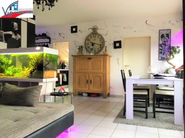 VIP Promotions s.a. vous propose en exclusivité ce joli appartement d'une surface utile de 48,15 m² avec un balcon de +/- 6m ² se composant comme suit :

- Hall d'entrée
- Cuisine indépendante
- Living menant vers le balcon
- 1 chambre à coucher
- Salle de bains

Au sous-sol on y retrouve :

- 1 emplacement de parking intérieur
- 1 cave privative
- Buanderie commune

Divers :

- Disponibilité : 01/09/2018
- Idéal aussi pour investisseurs
- Offre à saisir rapidement
- Quelque petits travaux à prévoir

Environnement périphérique calme et résidentiel mais au même temps proche de toutes commodités, des grands axes routiers et à proximité de toutes les infrastructures nécessaires.

Pour plus de renseignements ou pour une prise de rendez-vous, veuillez nous contacter au +352 691 901 219 ou bien par e-mail sur info@vippromotions.lu

Suivez-nous sur Facebook pour recevoir nos informations en continu.