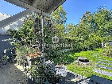 L’agence immobilière Immo-Contact vous propose cette magnifique maison de ville entièrement rénovée, d’une surface habitable d’environ 280 m², idéalement située en plein centre de Kayl.

Située dans un emplacement privilégié, cette propriété bénéficie d’un cadre de vie pratique et agréable, avec toutes les commodités accessibles à pied : commerces, supermarchés, écoles, médecins, salons de coiffure, restaurants et transports.

Cette maison de caractère, construite en 1875, a été entièrement rénovée avec soin en 2020, alliant le charme de l’ancien au confort moderne.

La maison se compose comme suit :

Rez-de-chaussée :

- Hall d’entrée
- 1 chambre à coucher
- Cuisine équipée séparée
- Salon avec espace salle à manger sous verrière, offrant une belle luminosité

1er étage :

- 3 chambres à coucher dont 2 avec espace dressing
- Salle de bain avec douche et WC

Grenier aménagé en studio avec chambre, salon et espace dressing.

Idéal pour accueillir des invités, exercer une activité professionnelle ou pour un projet locatif

À savoir :
Année de construction : 1875
Maison entièrement rénovée
Façade refaite en 2020
Triple vitrage
Toiture isolée
Surface habitable : ± 280 m²
5 chambres au total (dont studio)
Classe énergétique : F / G

Disponibilité : à convenir

Visites possibles en semaine et le samedi.

ðŸ“ž Pour toute information, contactez-nous au +353 621 391 355 ou +352 26 311 992
Adresse mail : info@immocontact.lu

Estimation gratuite de votre bien sous 48h