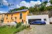 Maison Location 4 chambres à Winseler - 1 750 € L'agence immobilière MaraMax s.àr.l vous propose en location cette belle maison entièrement rénovée, située dans une calme et agréable à Winseler, implantée sur un terrain de +/- 5a 43ca.
La maison a une surface habitable de +/- 203.77 m2 et une surface totale de +/- 307.34 m2
La première partie de la maison a été construite en 1900 et se compose comme suit:
1er étage:
- cuisine équipée indépendante,
- salle à manger,
- débarras avec raccordements pour l'eau,
- spacieuse salle de bains avec WC, lavabo et fenêtre.
2ème étage:
- 3 chambres à coucher dont une avec placard intégré.
- salle de douche avec WC, lavabo et fenêtre.
Le hall d'entrée de la maison mène à la partie plus récente de la maison, dont les travaux ont été terminés en 2019.
Celle-ci se compose comme suit:
1er étage:
- grand living avec feu ouvert, accès sur la grande terrasse de +/- 50 m2.
2ème étage:
- spacieuse mezzanine, possibilité d'aménager un bureau avec débarras,
- suite parentale, accès à une salle de douche avec WC, lavabo et buanderie.
A ceci s'ajoute un grand garage pour 3 voitures et 2 caves dont une avec raccordements pour l'eau et l'électricité.
Disponibilité : 02 janvier 2021
Pour plus d'informations par rapport à cette belle maison, n'hésitez pas à nous contacter.