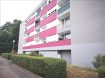Appartement Vente à Metz - 119 000 € L'Immobilière Delarue, vous propose en exclusivité ce bel appartement situé rue Alexandre Dumas à Metz les deux Fontaines.Il est situé au 4ème étage avec ascenseur, il se compose d'une entrée (avec porte d'entrée récente sécurisée), placards coulissants, une cuisine équipée, un salon, 3 chambres, 1 salle de bain avec douche, toilette, un garage et cave.Double vitrage présent sur l'ensemble de l'appartement.Le prix de vente est de119 000euros et les honoraires sont à la charge du vendeur.Lots: en attente Charges annuelles 3600 euros Syndic professionnel