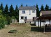 Maison Vente 3 chambres à Montfort-le-Gesnois - 129 750 € Proche tous commerces. C IMMOBILIER vous propose en centre-ville de MONTFORT LE GESNOIS, cette jolie maison des années 50 entièrement rénovée. Vous y trouverez au rez-de-chaussée: belle cuisine moderne aménagée équipée ouverte sur le salon-séjour, buanderie. A l'étage: trois chambres, salle d'eau, WC. A l'extérieur, vous profiterez d'un beau jardin avec une vue dégagée. Dépendance avec sa cave enterrée.