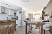 Appartement Vente 3 chambres à Sainte-Marie-aux-Chênes - 160 000 € En exclusivité, votre expert immobilier Dimitri Weiland vous propose cet appartement lumineux d'environ 75 m² qui dispose de son entrée individuelle dans une résidence construite en 2008 et située au coeur de Sainte-Marie-aux-Chênes. Ce ravissant appartement saura vous séduire par sa pièce à vivre spacieuse, sa cuisine équipée avec accès direct à une terrasse d'environ 20 m². À l'étage, vous trouverez une salle de bain, trois chambres dont une avec balcon et divers rangements.Sainte-Marie-aux-Chênes est une commune agréable avec toutes les commodités du quotidien dont vous aurez besoin, commerces, banques, médecins, écoles ... En excellent état, cet appartement est vendu avec deux places de parking privée.