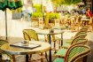 Fonds de Commerce Vente à Hagondange - 71 000 € Hagondange, venez découvrir ce bar avec licence IV, équipé d'une terrasse de 40m². Ce dernier profite d'une grande visibilité.
En plus de l'activité de débit de boissons, cet établissement propose de la petite restauration et différents jeux (Amigo, française des jeux, parions sport, ticket à gratter...)
Le local commercial est composé de la manière suivante :
- Surface de vente,
- Bloc sanitaire
- Cuisine
- Grande cave
- Terrasse
Le bar est libre de contrat brasseur. Aucun salarié à reprendre.
Loyer : 14 000 € /AN
Prix Fai : 71 000 €
Pour plus de renseignements contactez :
Julien Rach
07.81.52.53.74
Cabinet d'affaires Procomm - Immogest