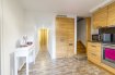 Appartement Vente 3 chambres à Kopstal - 540 000 € RE/MAX FORUM spécialiste de l'immobilier à Kopstal,
vous propose en exclusivité cette belle maison mitoyenne entièrement rénovée de '+-75m²', dans le quartier le plus calme de Kopstal en pleine forêt, 3 chambres à coucher, 2 salles de douche, dont une avec buanderie: salle à manger, cuisine, placards et beaucoup de détails sont à découvrir.
Il faut absolument visiter pour se faire soi-même une impression. Un objet inexplicable avec des mots.
Devenu curieux ' Contactez-nous.
Ref agence :2234593