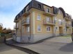 Appartement Location 1 chambre à Koetschette - 950 € Agréable appartement à louer dans le village de Koetschette.
- hall d'entrée avec coin vestiaire
- wc séparé
- salle de bain avec paroi de douche
- 1 chambre à coucher
- beau séjour / salle à manger
- cuisine équipée séparée, table pliable
- cave
- 1 emplacement intérieur
- 2 emplacements extérieurs
- buanderie commune.