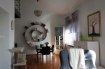 Maison mitoyenne Vente 2 chambres à Itzig - 750 000 € Très belle maison mitoyenne d'environ 100 m2, située au calme à Itizig
( Hesperange), il s'agit d'une maison au style atypique moderne, une belle hauteur sous plafonds, une suite parentale, des couleurs acidulées, une mezzanine, telle un loft industriel.
Elle se compose de :
Au rez-de-chaussée :
- un bureau
- un garage
- une buanderie
- un débarras
Au 1er étage :
- un salon / salle à manger lumineux
- une cuisine séparée entièrement équipée
- une suite parentale avec salle de douche et double vasque
Au 2ème etage:
- une grande chambre
La maison bénéficie également d'un petit espace de jardin extérieur
Pour plus de renseignements et / ou visites merci de contacter le 691149362 ou par email : jheymann@newkeys.lu.
Ref agence :5003136
