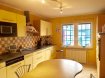 Maison Vente 3 chambres à Audun-le-Tiche - 223 000 € Maison de 110 m2 avec jardin - Audun-Le-Tiche. Nous vous proposons cette maison de 110 m2 située sur la commune de Audun-Le-Tiche à quelques minutes du Luxembourg et de Thionville. Mitoyenne d'un côté, elle vous offre au rez de chaussée une vaste pièce de vie, une cuisine équipée avec de nombreux rangements, une salle d'eau avec meuble vasque, douche et WC ainsi qu'un jardin arboré avec terrasse et barbecue en pierre. Au 1er étage, vous disposez de deux grandes chambres et d'un accès aux combles qui accueillent actuellement une chambre. Vous avez la possibilité de créer une chambre parentale avec salle d'eau dans ces mêmes combles et vous disposez encore de divers rangements. Un sous-sol avec buanderie et accès au garage spacieux viennent compléter les prestations de ce bien. Agent commercial à contacter : Amélie GIGLIO au 07.71.22.24.37 ou 03.82.53.52.94 ou par mail : agence@ccimmobilier.com. Dans le cadre de votre recherche, n'hésitez pas à consulter notre site www.ccimmobilier.com afin, de voir toutes nos offres.