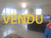 Appartement Vente 2 chambres à Guénange - 189 000 € Appart. Guenange 3 pièce(s) 99 m² au sol. Situé 4 B rue Anne Boullie, cet appartement de 99 m² au sol se situe au 3ème et dernier étage.
Il se compose d'une cuisine équipée ouverte sur la pièce à vivre d'environ 45 m², et accès terrasse ( de 12 m²) exposée sud-est , deux chambres, une salle de douche et un WC indépendant.
Pour votre confort l'appartement est équipé d'un store banne motorisé, et d'une climatisation.
Vous disposez également d'un garage avec porte motorisée.
Le chauffage et l'eau (chaude et froide) sont inclus dans les charges de copropriété.
IMMO DM: 03.82.57.31.87
dont 5.00 % honoraires TTC à la charge de l'acquéreur.
Copropriété de 87 lots (Pas de procédure en cours).
Charges annuelles : 4200.00 euros.