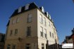 Appartement Vente 2 chambres à Echternach - 260 000 € SOUS COMPROMIS !! IMMO EXCELLENCE vous propose en exclusivité ce joli appartement d'une surface de 58.5 m2 situé au deuxième étage d'une Résidence au plein centre d'Echternach. L'appartement se compose d'un hall d'entrée avec armoire encastrée, d'une cuisine équipée et ouverte, d'un double séjour, d'une chambre-à-coucher, d'une salle-de-bains avec raccordement pour la machine-à-laver ainsi que d'une cave.
L'appartement se situe à quelques pas de la fameuse zone piétonne à Echternach et à proximité de toutes commodités.
La Résidence dispose également d'un ascenseur. A voir absolument !!
Rendement garanti également pour investisseurs !
Ref agence :3426755