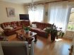 Appartement Vente 1 chambre à Hayange - 79 900 € Hayange (57700)bel agencement pour ce lumineux et grand F2 avec terrasse de 70m². proche de centre, 71,rue de VerdunAu 1er étage sans ascenseur,Bel F2 parfaitement agencé de 60m² offrant:Hall d'entrée avec placard, grande cuisine indépendante aménagée, salle de bains faience 4murs avec baignoire et meuble vasque, wc séparée,1 célier, 1 chambre, salon d'environ 20m² ouvrant sur une vaste terrasse privative d'environ 70m² orientée plein sud.1 caveDV pvc, chaudière au gaz.copro de 12 lots dont 7 appartementsCharge:40euros/mois.Frais d'agence inclus, à la charge du vendeur.Mr Antonoff: 06-52-83-85-07Copropriété de 12 lots Charges annuelles : 500 euros.