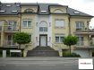 Studio Vente 1 chambre à Luxembourg-Belair - 448 000 € Joli studio 1er étage 42m2 à Luxembourg/Belair1 chambre sép - salle de douche - cuisine équipée ouverte - séjour - cave - meubléActuellement loué pour 1.150.- charges inclusRef agence :1213005
