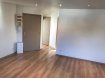Appartement Location 1 chambre à Tourcoing - 580 € c.c. TOURCOING Gambetta T2+parking. A 2 pas du métro Carliers, bel appartement, en très bon état général, de Type 2, au 2eme étage d'une petite copropriété, avec place de parking sécurisée. Il dispose d'un séjour, d'une petite cuisine équipée et d'une belle chambre. Disponible DE SUITE Loyer 550 euros / mois Charges 30 euros / mois Frais d'agence + état des lieux : 590 euros