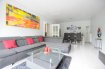 Appartement Vente 1 chambre à Bettembourg - 529 000 € Hypercentre de Bettembourg, bel appartement situé vers l'arrière d'une résidence de 1997 ( ce qui offre un vrai calme par rapport à la circulation ), sans travaux à prévoir ( façade de 2018, contrôle complet de la toiture en 2018, centrale incendie refaite en 2018 )
A proximité immédiate de tous commerces, restaurants, écoles, gare et bus
L'appartement se situe au premier étage et se compose comme suit :
- hall d'entrée
- living / salle à manger avec accès à un balcon de 27,2m2
- cuisine équipé de 12,9m2
- chambre à coucher de 13,50m2
- salle de douche avec branchements lave linge
- Wc séparé
S'ajoute à cela un emplacement intérieur pour 1 voiture avec accès direct à une cave privative
Les charges s'élèvent à 200€ mensuels tout inclus ( sauf électricité ) et une partie qui alimente un fond de réserve
Pour de plus amples informations, contactez notre agent au +352.661.17.10.06
Visites sur Rv du lundi au samedi