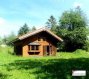 Appartement Vente 1 chambre à Oberpierscheid - 119 900 € NEUER PREIS !! Einzelstehendes chaletartiges Ferienhaus am Ortsende auf großem Grundstück mit direktem Blick in den Wald. Im Winter auf gegenüberliegende Talseite. Grundstück Wiese/ Rasen mit einigen Obstbäumen/ Johannisbeersträuchern. Fachwerkkonstruktion außen wie innen mit Nordischer Fichtenschalung. Dach, Giebel, Boden ca. 20cm Dämmung. Imprägnierte Lagerhölzer. Isolierfenster (Euro- DIN), Dreh/ Kipp mit Klappläden und innenliegender Roto- Stangenverriegelung. Erkerfenster. Schlafboden mit feststehenden Wangen, Treppe mit Handlauf. Ziegeldach rot, Zinn- Dachrinne. Eingangsüberdachung. Haustyp: Einfamilienhaus (freistehend), Grundstücksfläche ca.: 1,000.00 m², Nutzfläche ca.: 15 m², Etagenanzahl: 2, Schlafzimmer: 1, Badezimmer: 1, Objektzustand: Erstbezug, Bauphase: Haus fertig gestellt, Baujahr: 2007, Qualität der Ausstattung: Gehoben, Letzte Modernisierung/ Sanierung: 2013, Heizungsart: Zentralheizung, Befeuerungsart: Gas, Stromverbrauch: ab 1.500 kWh, Als Ferienhaus geeignet: Ja, Garage/ Stellplatz: Außenstellplatz, Anzahl Garage/ Stellplatz: 3. Ausstattung: Gastherme, Gastank (unterirdisch) 2.700 Ltr, Fußbodenheizung im Wohnbereich, Flur/ Diele sowie Bad. Sowie zusätzlicher Flach- Heizungskörper im Wohnbereich, sowie Handtuchtrockner im Bad. Wohnzimmer, Küche und Bad mit rutschfesten Fliessen verlegt, Diele Laminat. Waschmaschinen- Anschluss im Hausgeräteraum. Telefon/ SAT- Leitung. Neues hochwertiges, helles Bad mit barrierefreier Dusche. Holzei Ref agence :3027855