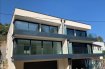 Maison jumelée Vente 3 chambres à Greiveldange - 1 050 000 € FIS Immobilière vous présente une maison située dans une rue très calme à Greiveldange. Avec une surface habitable de +/- 150 m2, surface TOTAL +/- 250m2, 3 chambres a coucher, garage pour deux voiture, emplacement devant le garage, jardin, terrasse, N‘hésitez pas à nous contacter pour toute question complémentaire +352 621 278 925